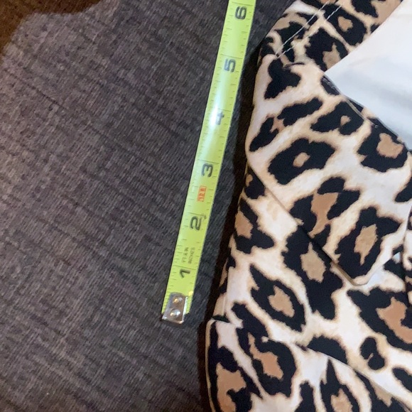 Banana Republic leopard print blazer - Picture 12 of 13